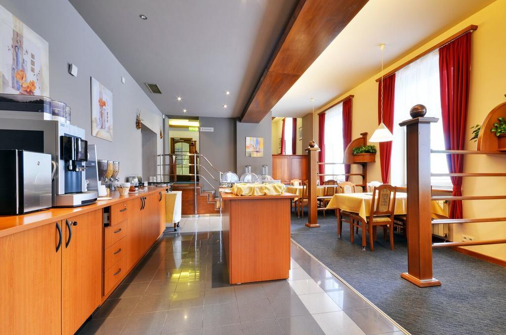 Hotel Filipinum Jablonné nad Orlicí Zewnętrze zdjęcie